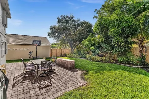 16408 Sapphire Place Weston FL 33331