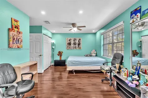 16408 Sapphire Place Weston FL 33331