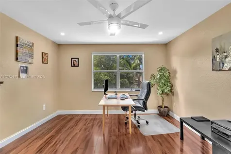 16408 Sapphire Place Weston FL 33331
