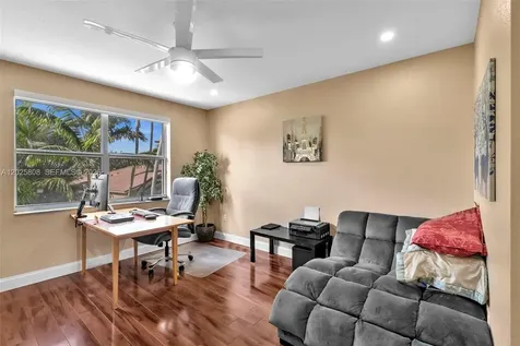 16408 Sapphire Place Weston FL 33331