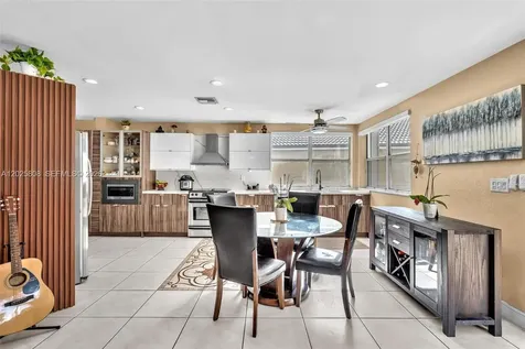 16408 Sapphire Place Weston FL 33331