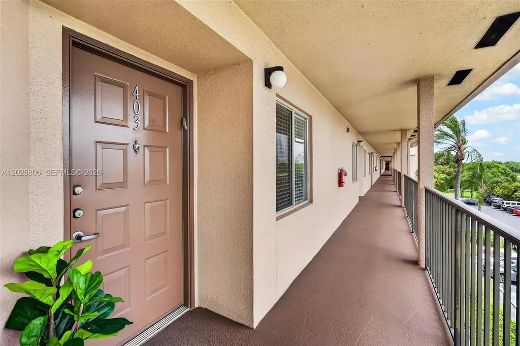 1650 SW 124th Terrace Pembroke Pines FL 33027