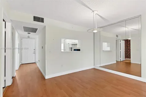 1650 SW 124th Terrace Pembroke Pines FL 33027