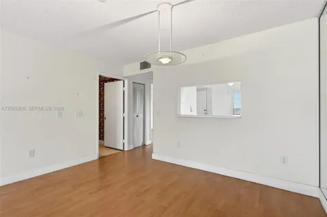 1650 SW 124th Terrace Pembroke Pines FL 33027