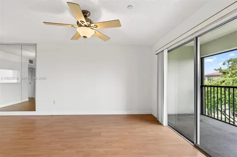 1650 SW 124th Terrace Pembroke Pines FL 33027