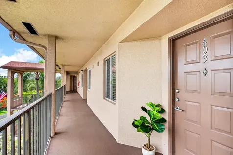 1650 SW 124th Terrace Pembroke Pines FL 33027