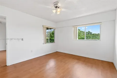 1650 SW 124th Terrace Pembroke Pines FL 33027