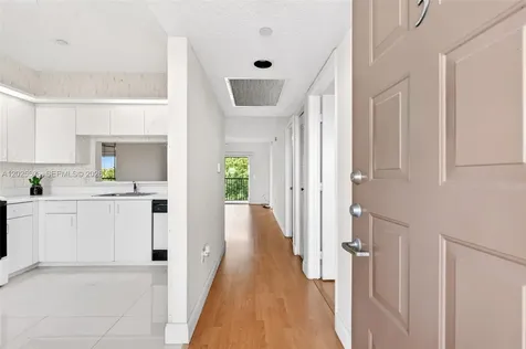 1650 SW 124th Terrace Pembroke Pines FL 33027