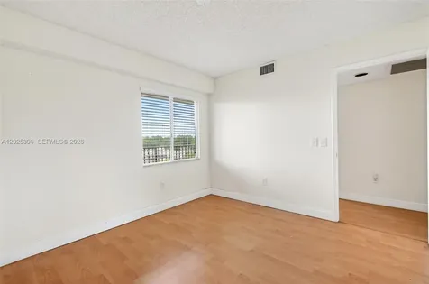 1650 SW 124th Terrace Pembroke Pines FL 33027