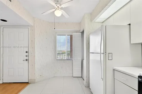 1650 SW 124th Terrace Pembroke Pines FL 33027