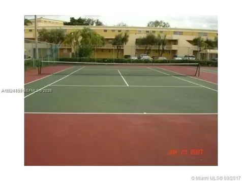 9351 Fontainebleau Bl Miami FL 33172