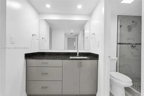 3401 N Country Club Drive Aventura FL 33180