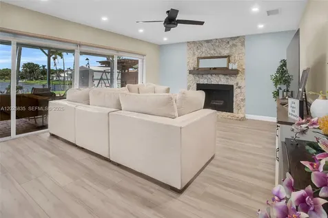 4890 SW 104th Avenue Cooper City FL 33328