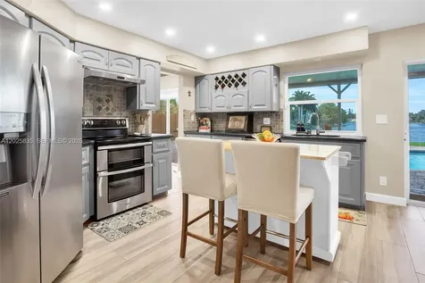 4890 SW 104th Avenue Cooper City FL 33328