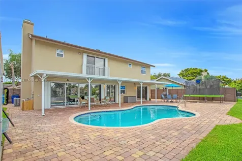 4890 SW 104th Avenue Cooper City FL 33328