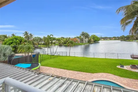 4890 SW 104th Avenue Cooper City FL 33328