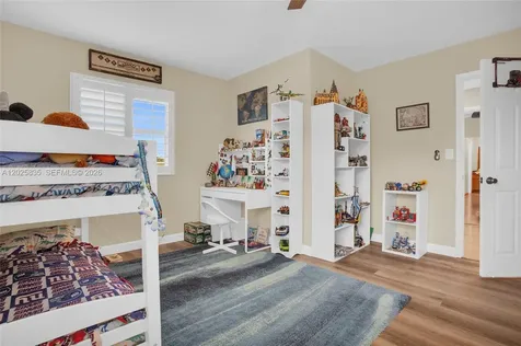 4890 SW 104th Avenue Cooper City FL 33328