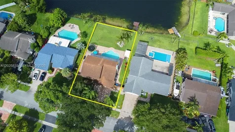 4890 SW 104th Avenue Cooper City FL 33328