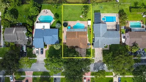 4890 SW 104th Avenue Cooper City FL 33328