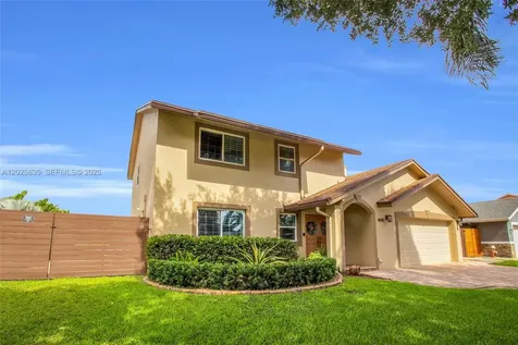 4890 SW 104th Avenue Cooper City FL 33328