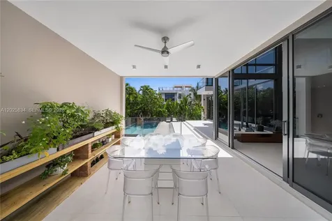 571 Glenridge Road Key Biscayne FL 33149