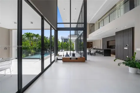 571 Glenridge Road Key Biscayne FL 33149