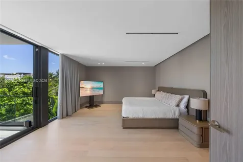 571 Glenridge Road Key Biscayne FL 33149