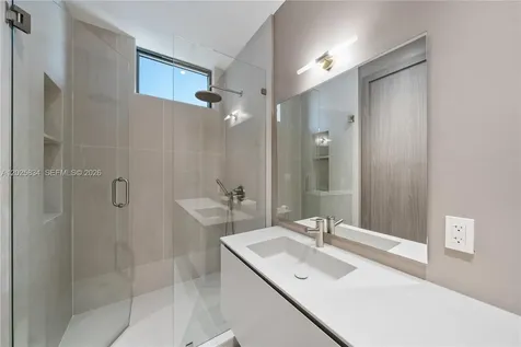 571 Glenridge Road Key Biscayne FL 33149