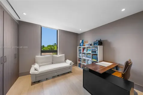 571 Glenridge Road Key Biscayne FL 33149