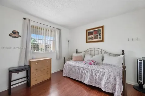 14951 SW 82nd Lane Miami FL 33193