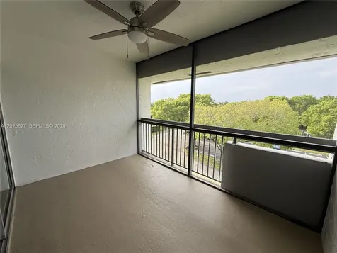 731 N Pine Island Road Plantation FL 33324
