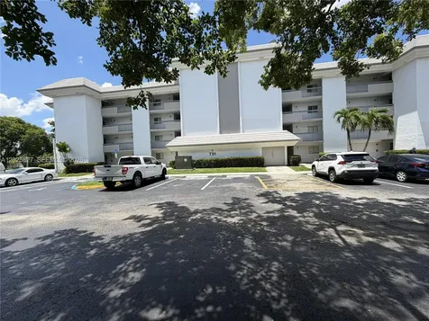 731 N Pine Island Road Plantation FL 33324