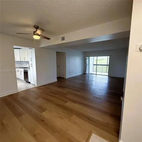 731 N Pine Island Road Plantation FL 33324
