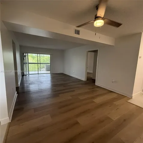 731 N Pine Island Road Plantation FL 33324