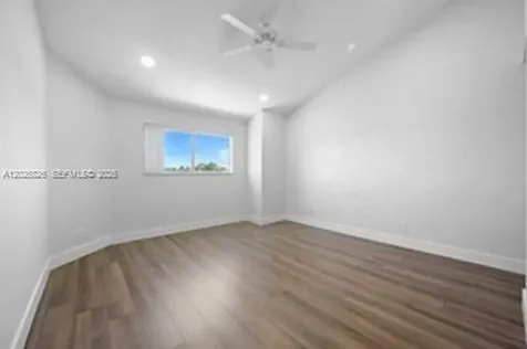 3425 NW 44th Street Oakland Park FL 33309