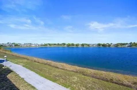 3425 NW 44th Street Oakland Park FL 33309