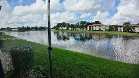 9577 W Mcnab Road Tamarac FL 33321