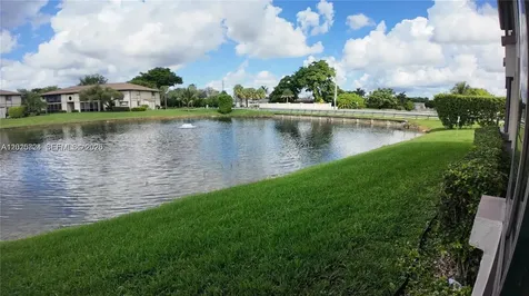 9577 W Mcnab Road Tamarac FL 33321