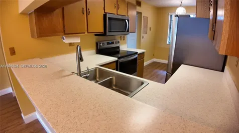 9577 W Mcnab Road Tamarac FL 33321