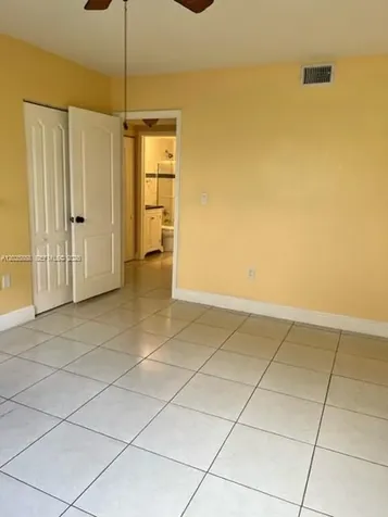 5440 W 21st Court Hialeah FL 33016