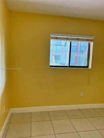 5440 W 21st Court Hialeah FL 33016