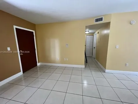 5440 W 21st Court Hialeah FL 33016