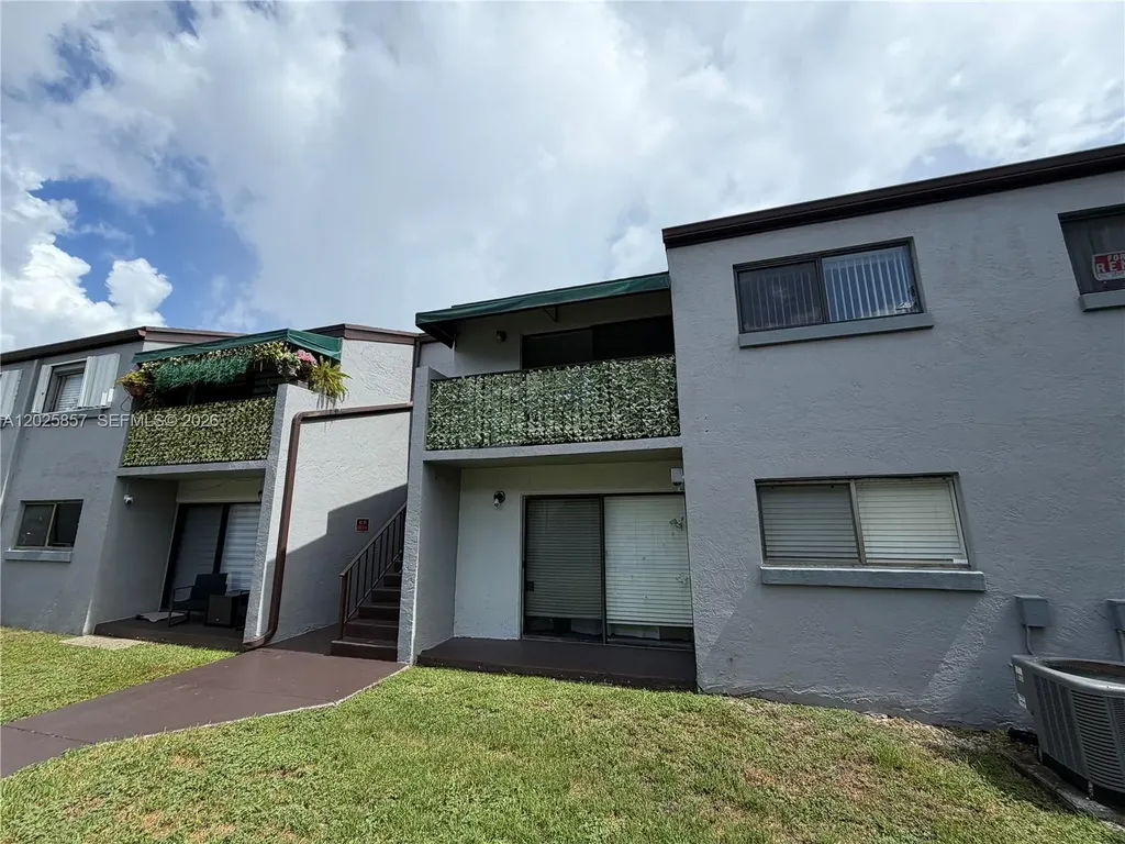 7429 SW 152nd Avenue Miami FL 33193
