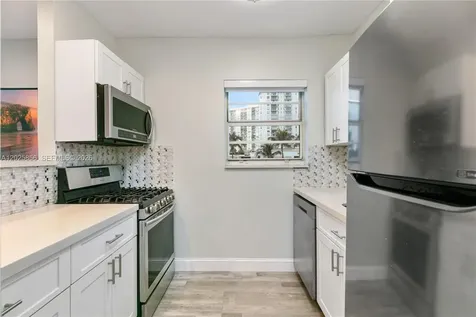 4201 Indian Creek Drive Miami Beach FL 33140