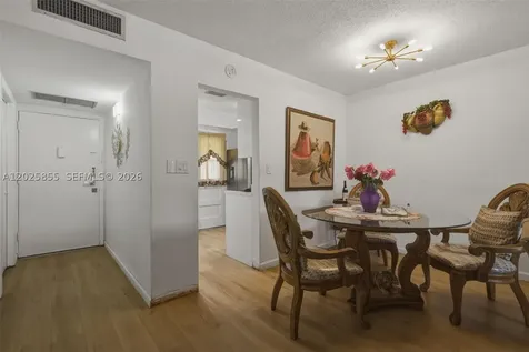 2855 Leonard Drive Aventura FL 33160