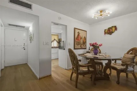 2855 Leonard Drive Aventura FL 33160