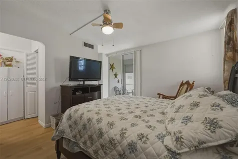 2855 Leonard Drive Aventura FL 33160