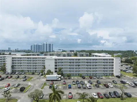 2855 Leonard Drive Aventura FL 33160