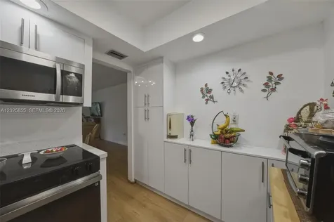2855 Leonard Drive Aventura FL 33160