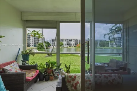 2855 Leonard Drive Aventura FL 33160